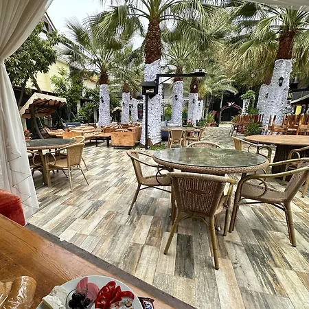 אורחן Barby Butik