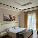 Barby Butik Penzion 3*